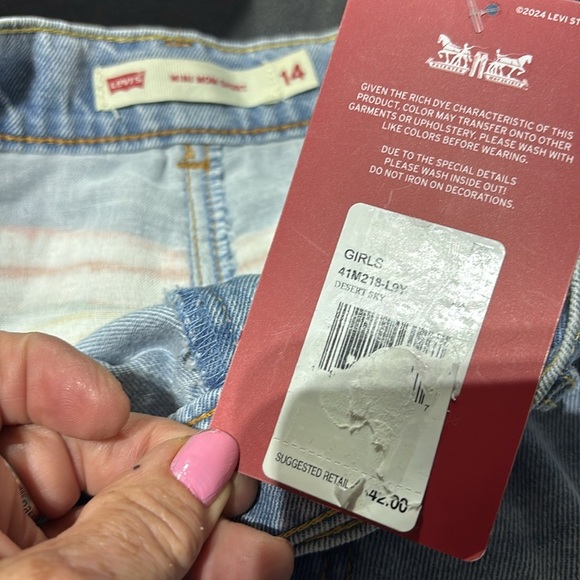 Levi Strauss Desert Sky High-rise,loose thru hip/thigh,adjustable waist Mini Mom - Picture 4 of 5